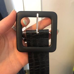 Black snakeskin belt